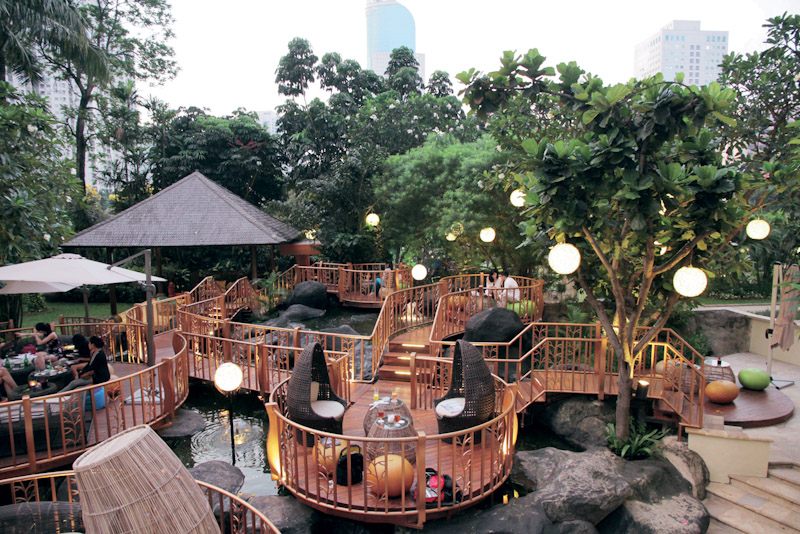 tempat hangout di jakarta jimbaran outdoor lounge