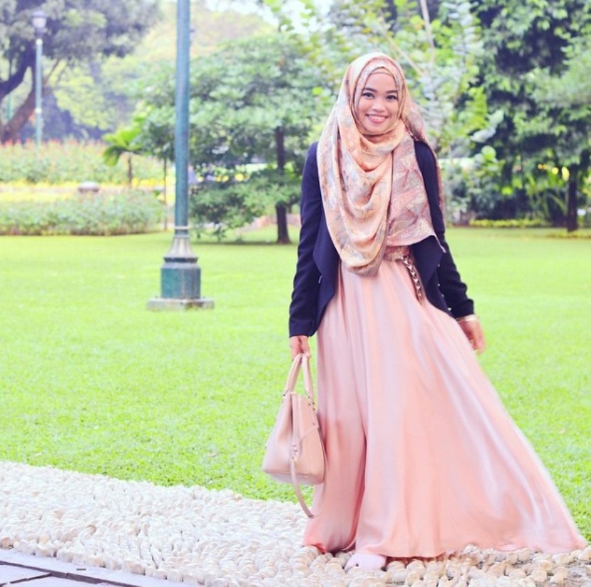 tampil cantik dengan hijab syar'i