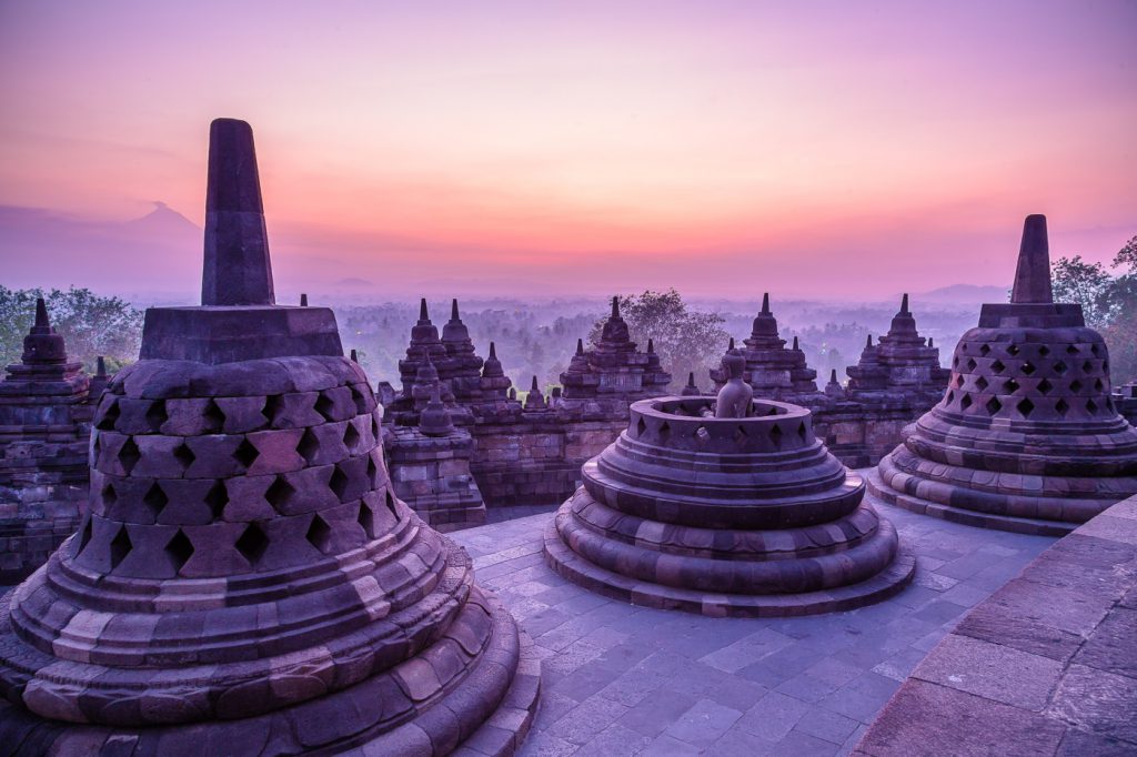 sunrise di candi borobudur