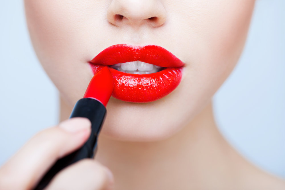 5 Rekomendasi Lipstick Merah Yang Sempurna Untuk Natal