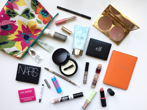 Beauty Essentials to Pack in your Travel Bag